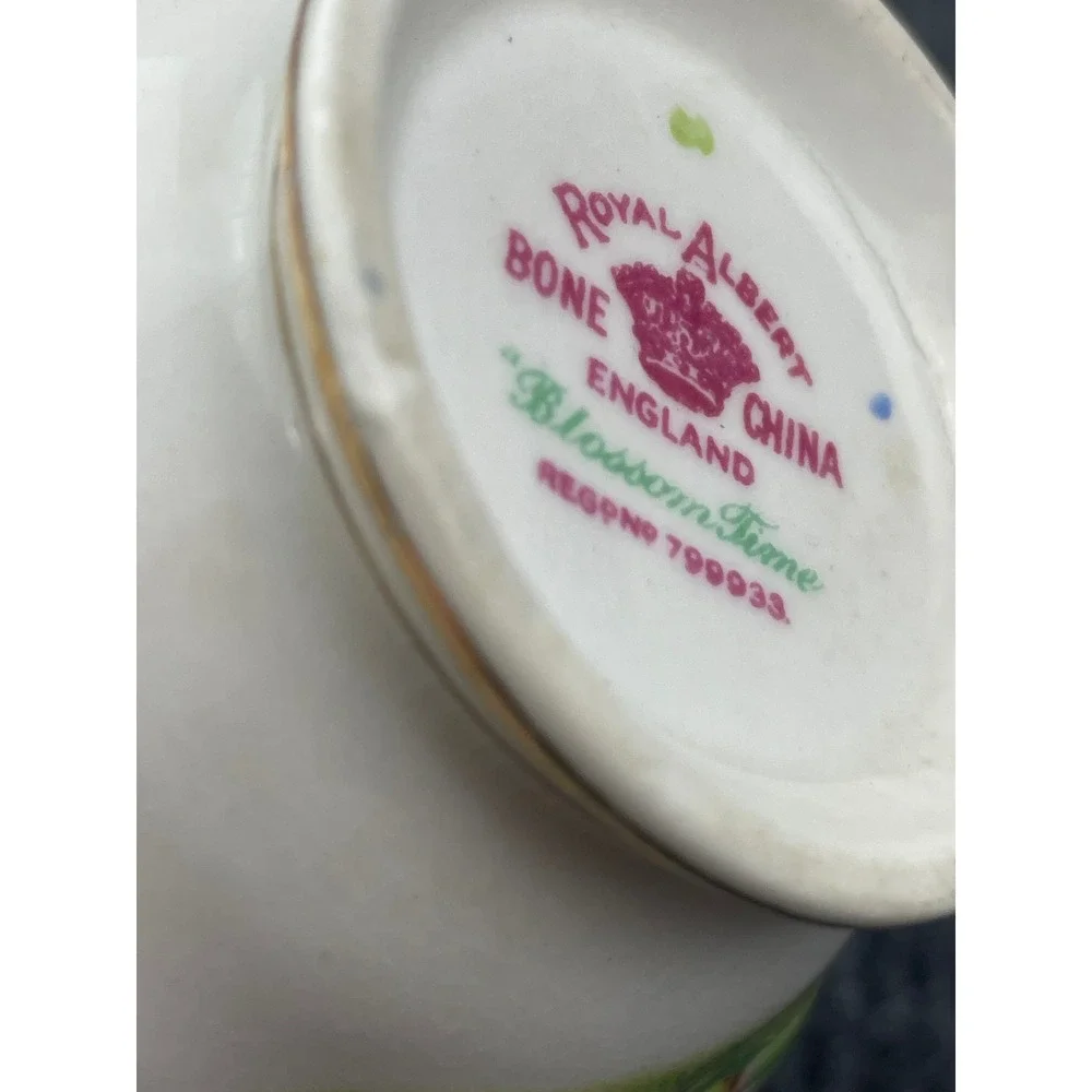 VTG. Royal Albert Blossom Time Teacup Pink Floral Bone China Gold Trim England